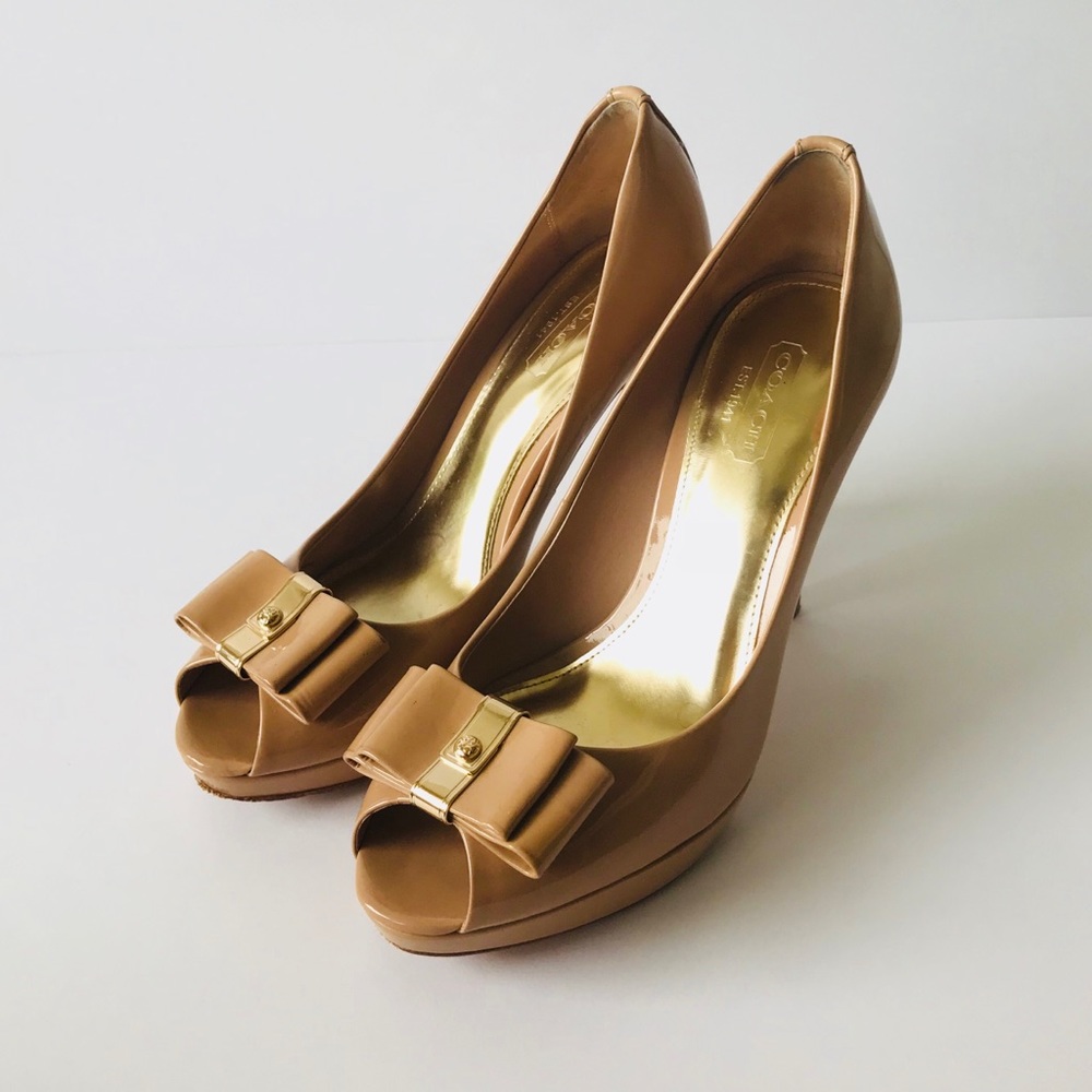 Coach Tan Leather Pumps Size 6B - Picture 1 of 8